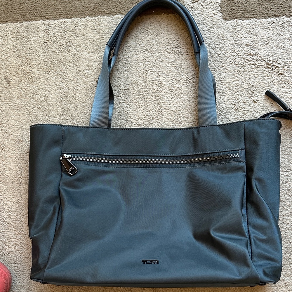 Tumi Black and Gray Tote Bag with Zipper